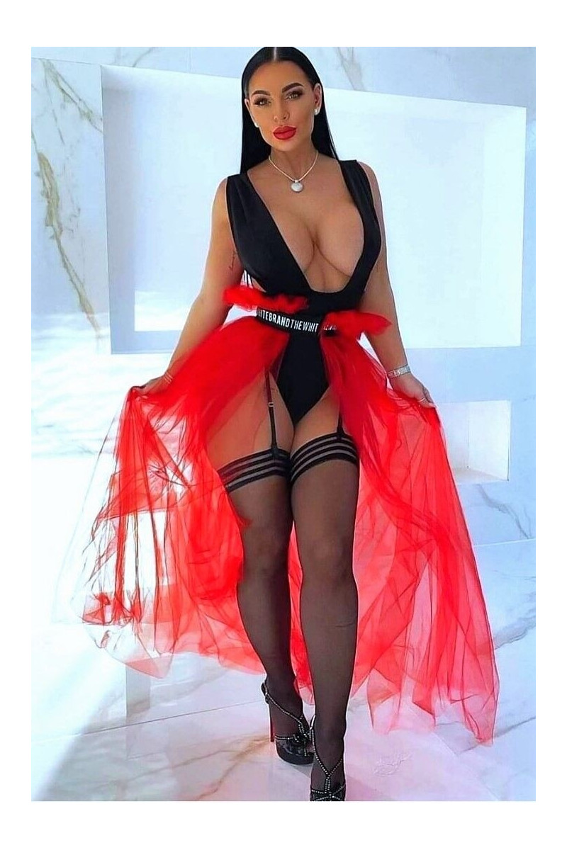 Richness - seksowna czerwona sukienka wieczorowa z czarnym body